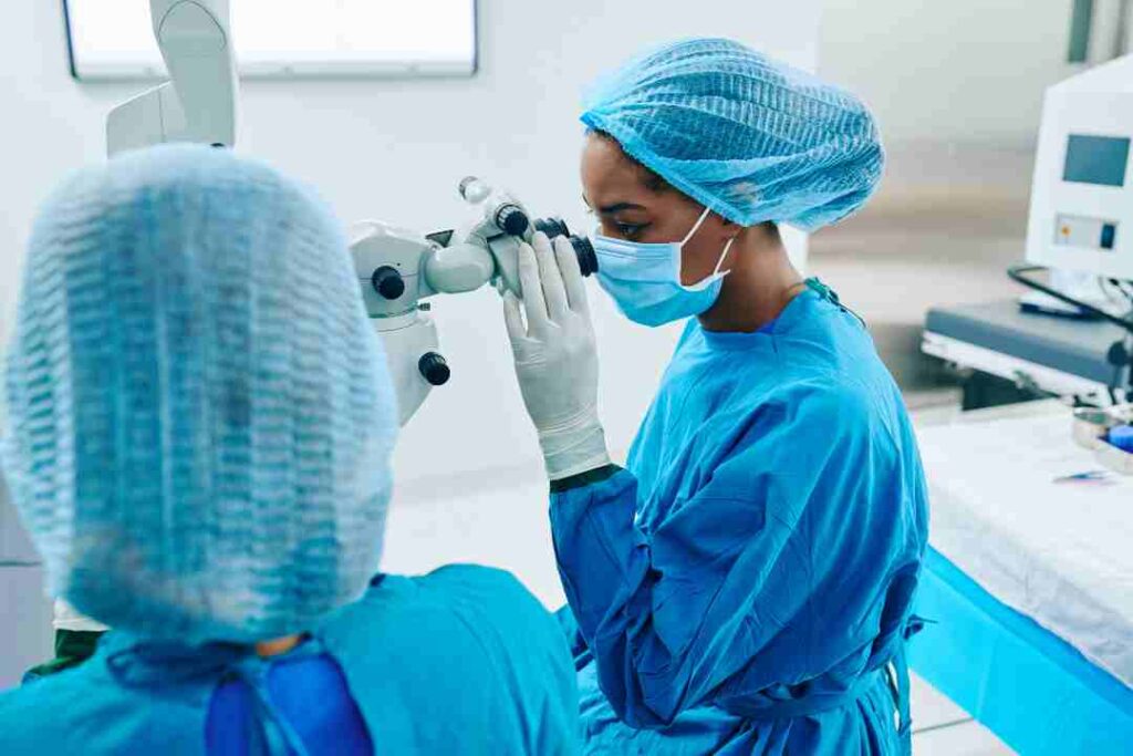 Postoperative Care: How to Ensure a Smooth Recovery After Cataracts Surgery